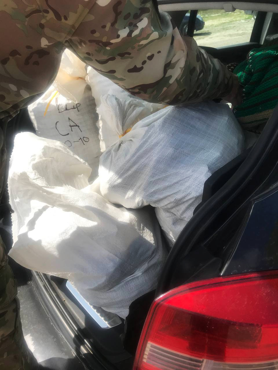 645caaf3cec18477400786.jpg