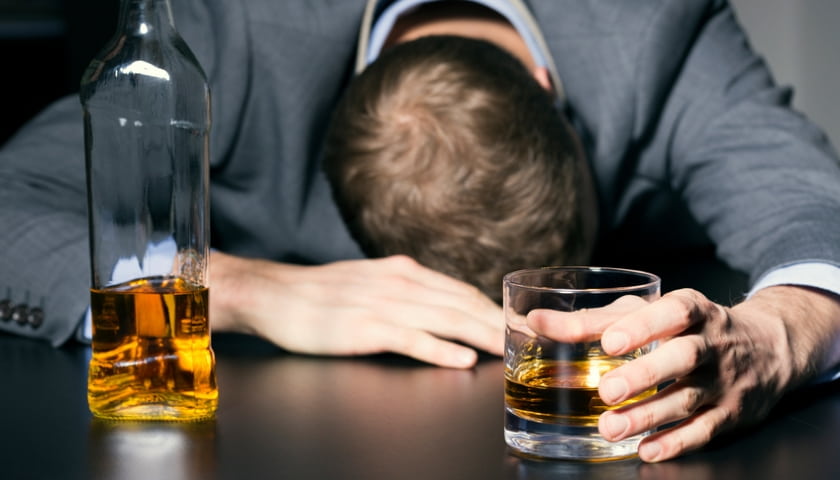 alcohil2.jpg