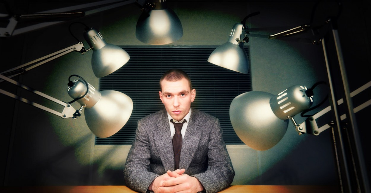Behind-the-interviewer#U2019s-desk-#U2013-3-things-you-need-to-know-1250x651.jpg