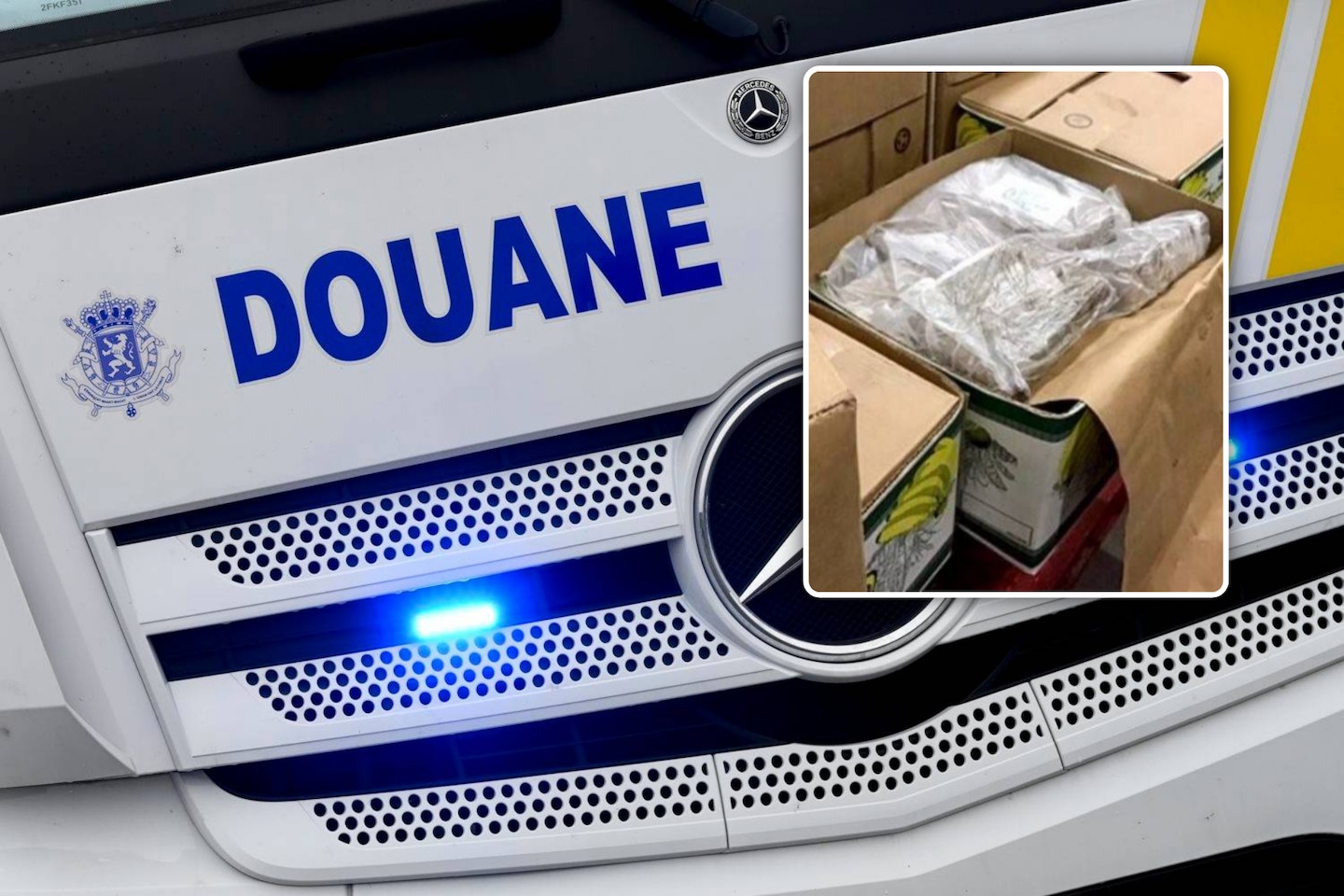 de-antwerpse-douane-onderschepte-bijna-2-4-ton-cocaine-die-verstopt-zat-in-een-deklading-banan...jpg