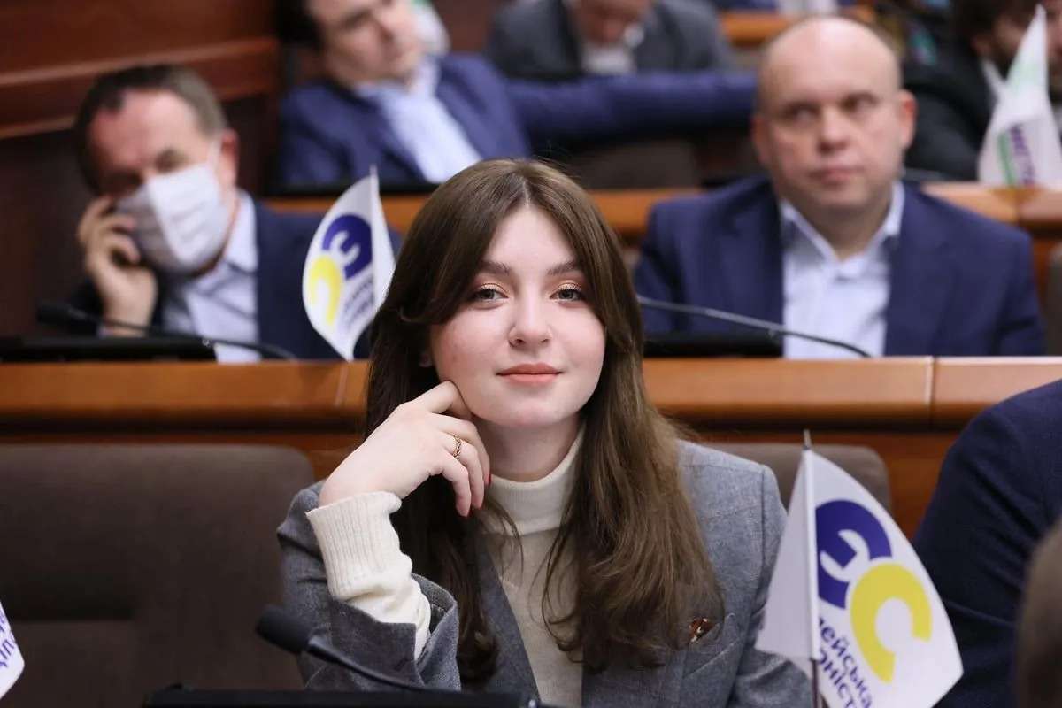 дочь П.jpg