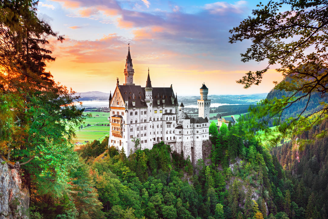 Neuschwanstein-castle_0.jpg