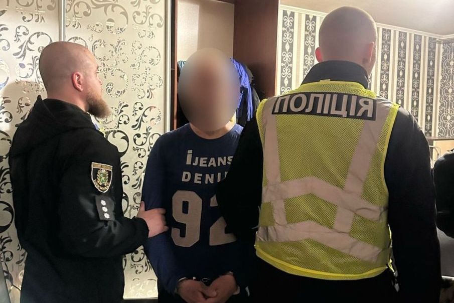 Пожилой харьковчанин сделал 40 закладок.jpg