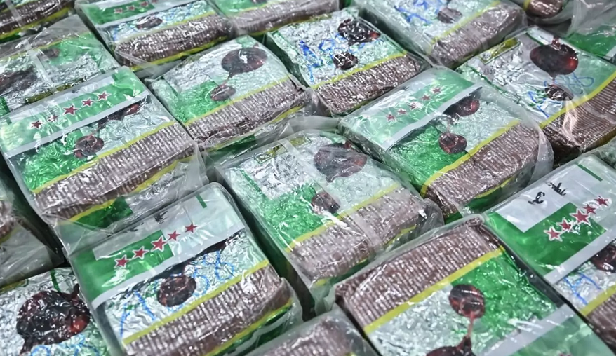 Screenshot 2023-04-25 at 20-57-09 Il achète 27 kilos de méthamphétamine à des policiers améric...png