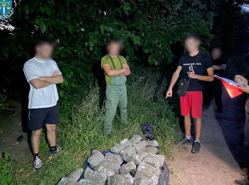 Screenshot 2023-08-23 at 15-10-23 На Золотоніщині затримано та повідомлено про підозру чотирьо...png
