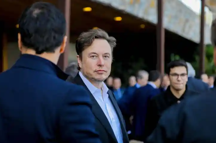 Screenshot 2024-03-21 at 12-09-21 Elon Musk Says He’s ‘Almost Always’ Sober During Late-Night ...png