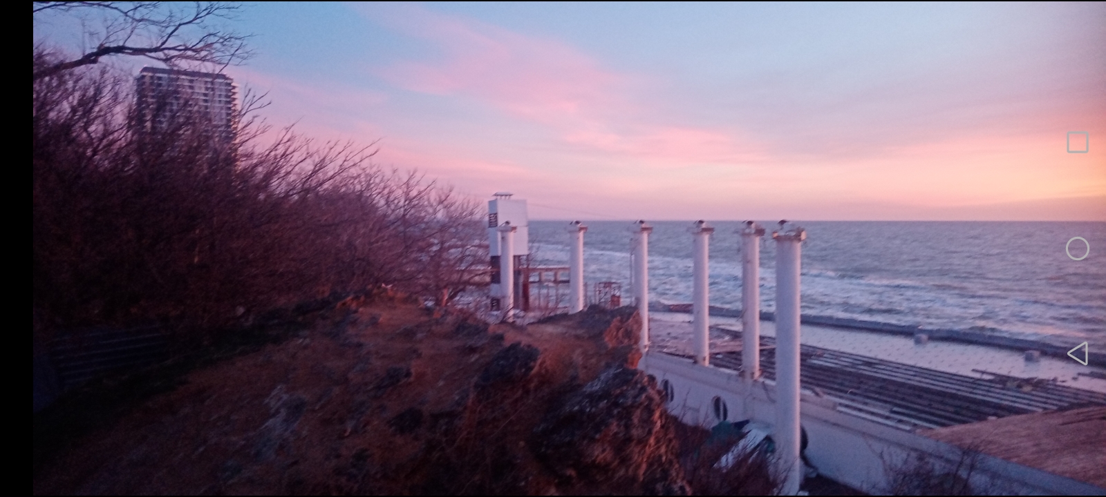 Screenshot_20240227_075137_com.huawei.photos.jpg