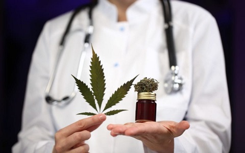 study-finds-ptsd-symptoms-reduced-long-term-cannabis-use-featured-800x500.jpg
