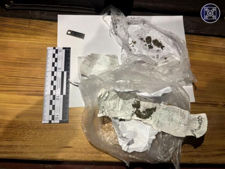 В харьковской Холодногорской исправительной колонии задержан инспектор с наркотиками 2.jpg