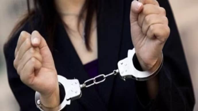 woman-caught-with-400-kg-hydroponic-ganja-at-hyderabad-airport-315844806-16x9.jpg