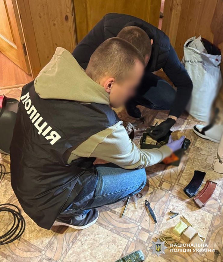 житомир наркотики и оружие.jpg