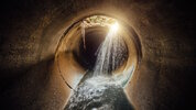 iStock_Vladimir_Zapletin-1306722048_Abwasserkanal.jpg