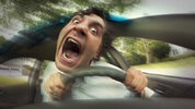 iStock_EzumeImages-483185918_Autofahrer_verrueckt.jpg